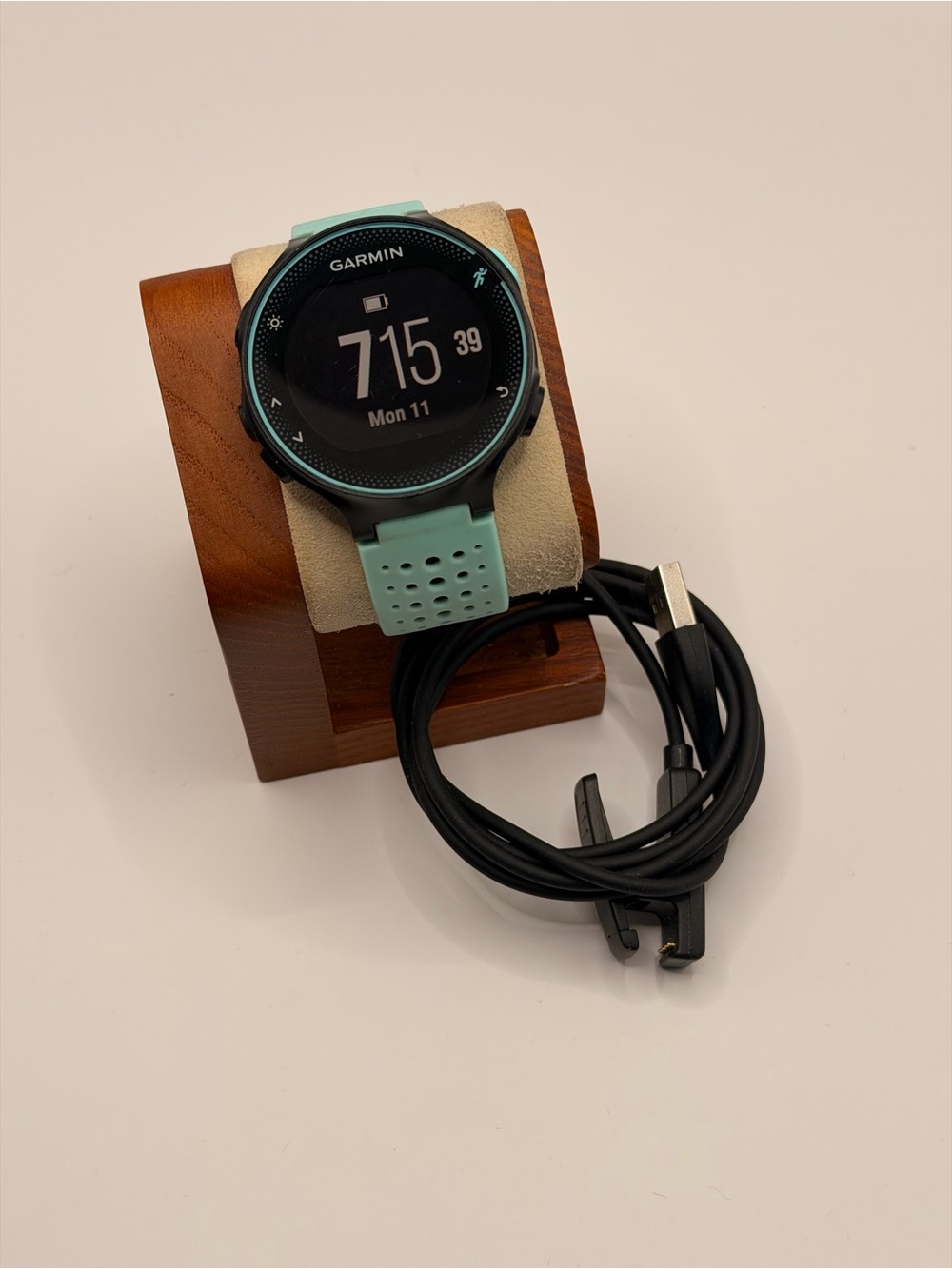 Garmin Forerunner 235, Tested, Black/green, Charger included, Fitness Tracker